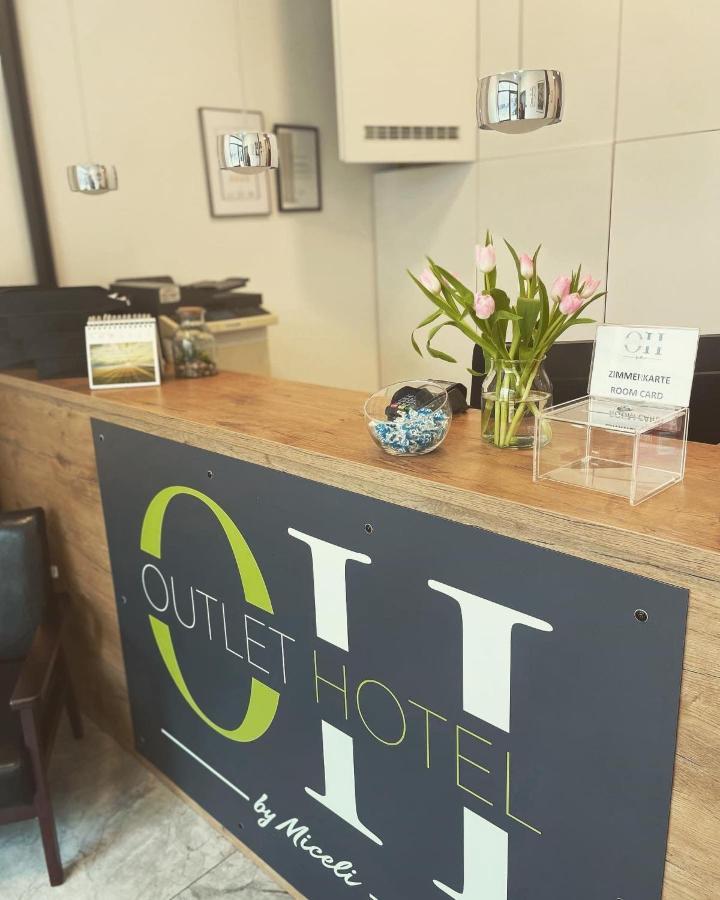Outlet Hotel Metzingen  Exterior foto
